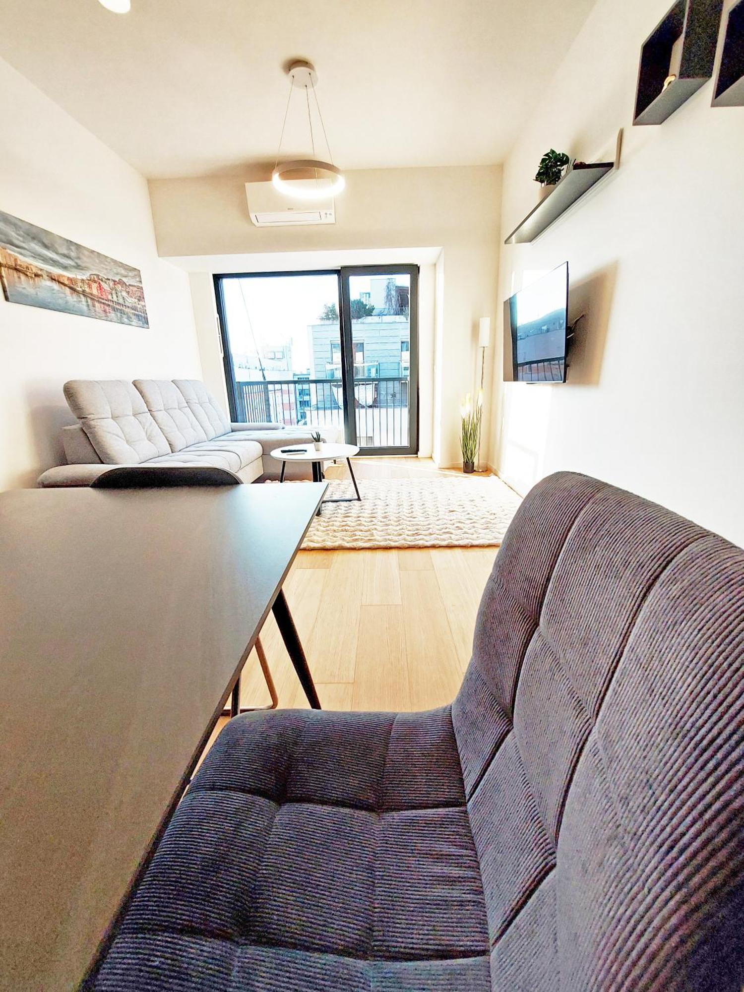 Apartment Tusarova Comfort Apartment, Center, Parking! Prag