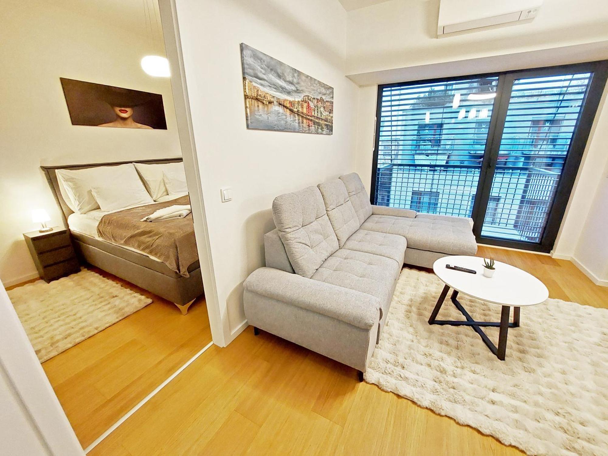 Apartment Tusarova Comfort Apartment, Center, Parking!