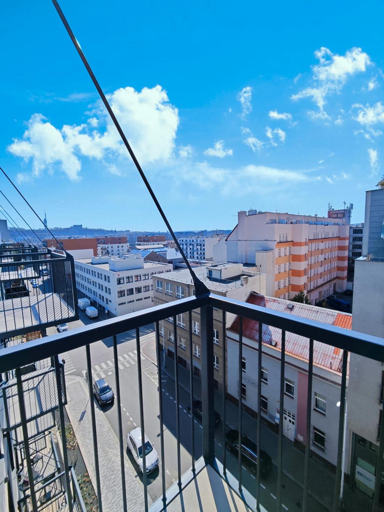 Apartment Tusarova Comfort Apartment, Center, Parking!