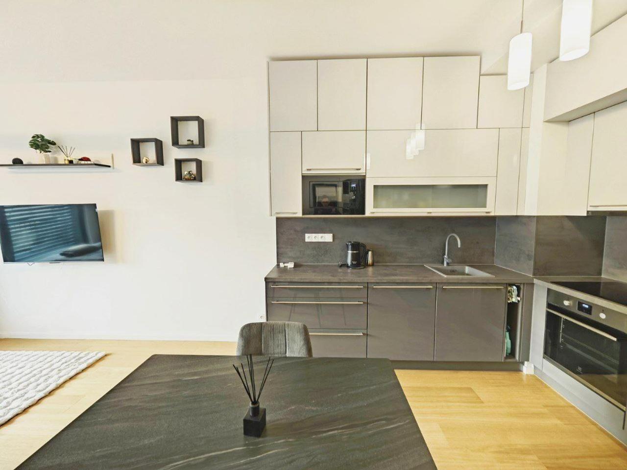 Tusarova Comfort Apartment, Center, Parking! Apartment *